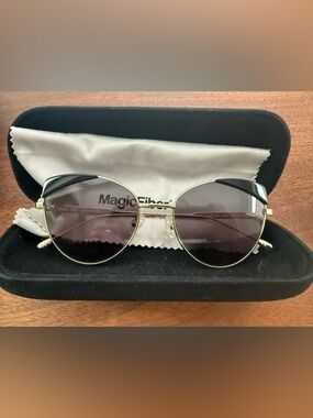 Women’s SEE cat eye sunglasses, never worn